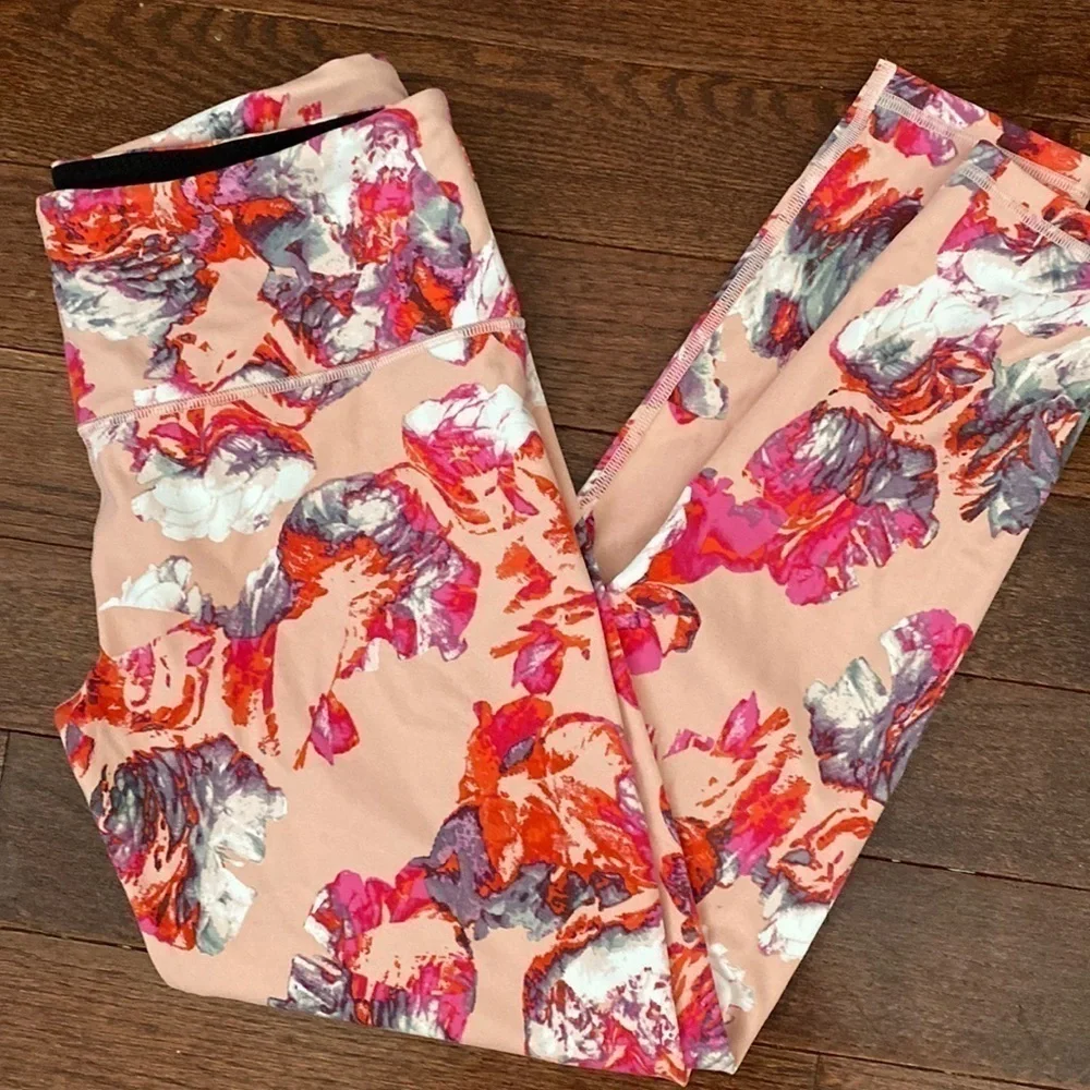 Victoria Sport Leggings - Picture 1 of 6